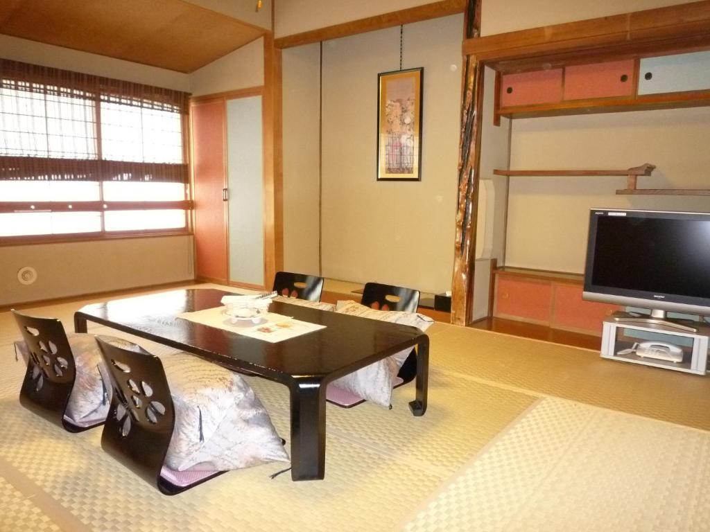 Yudanaka Tawaraya Ryokan Yamanouchi  Rum bild